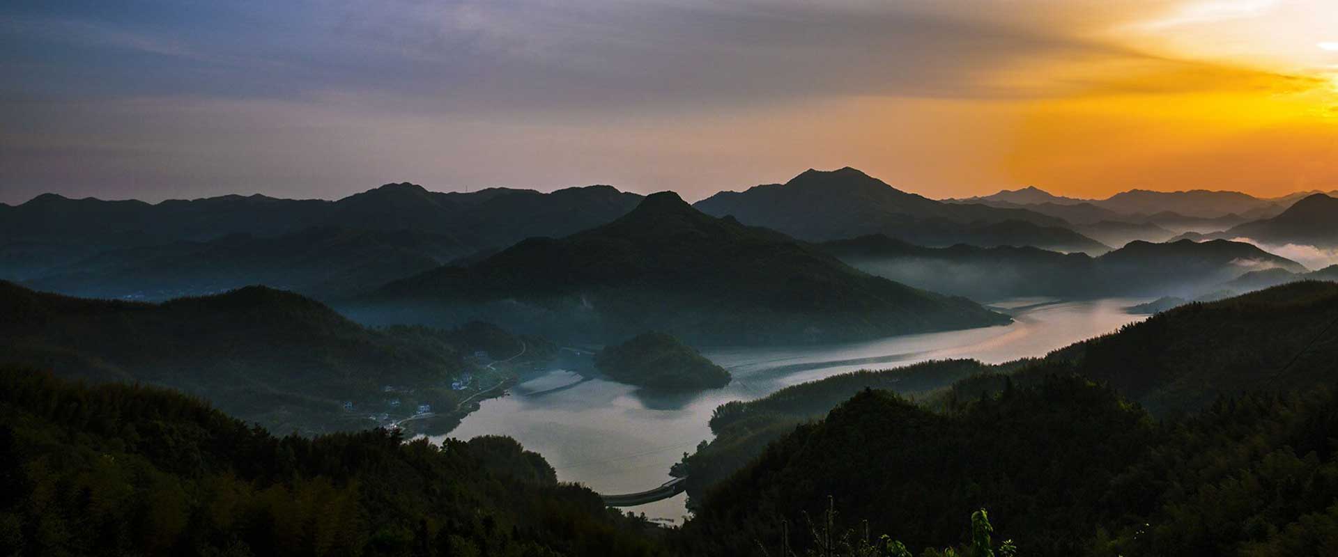 山泉水的特点